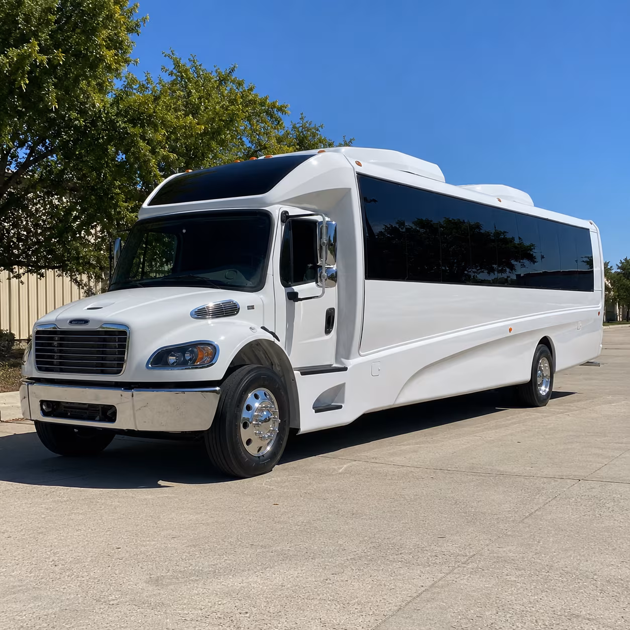 Carrollton Airport Shuttle & Transportation party bus exterior