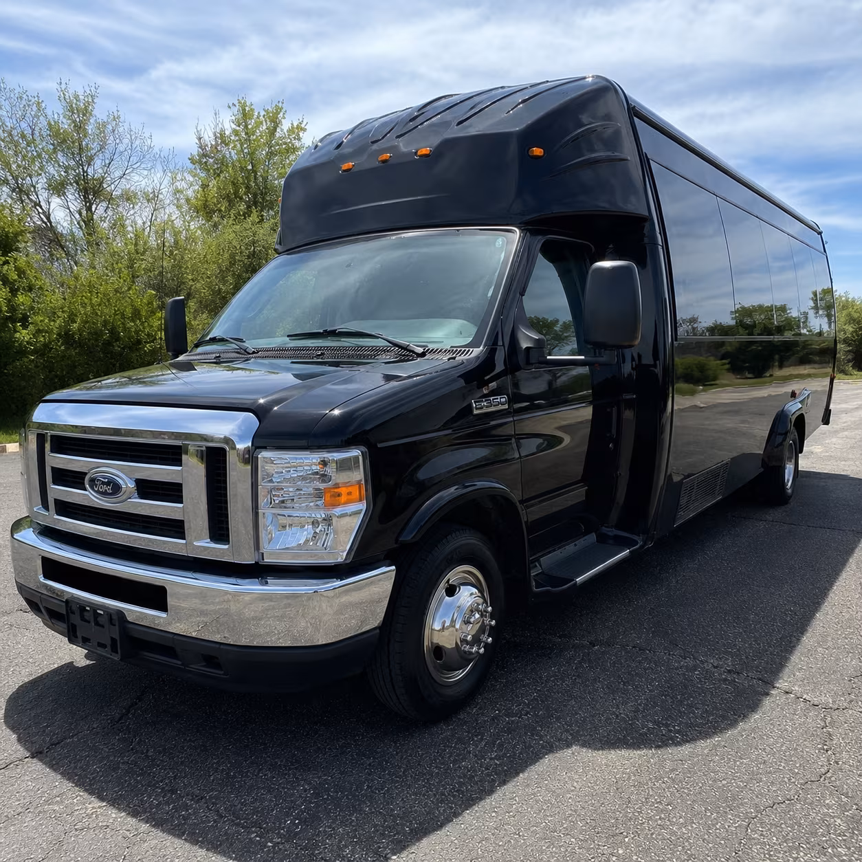 Carrollton Birthday, Sweet 16, & Quinceañera Transportation party bus exterior