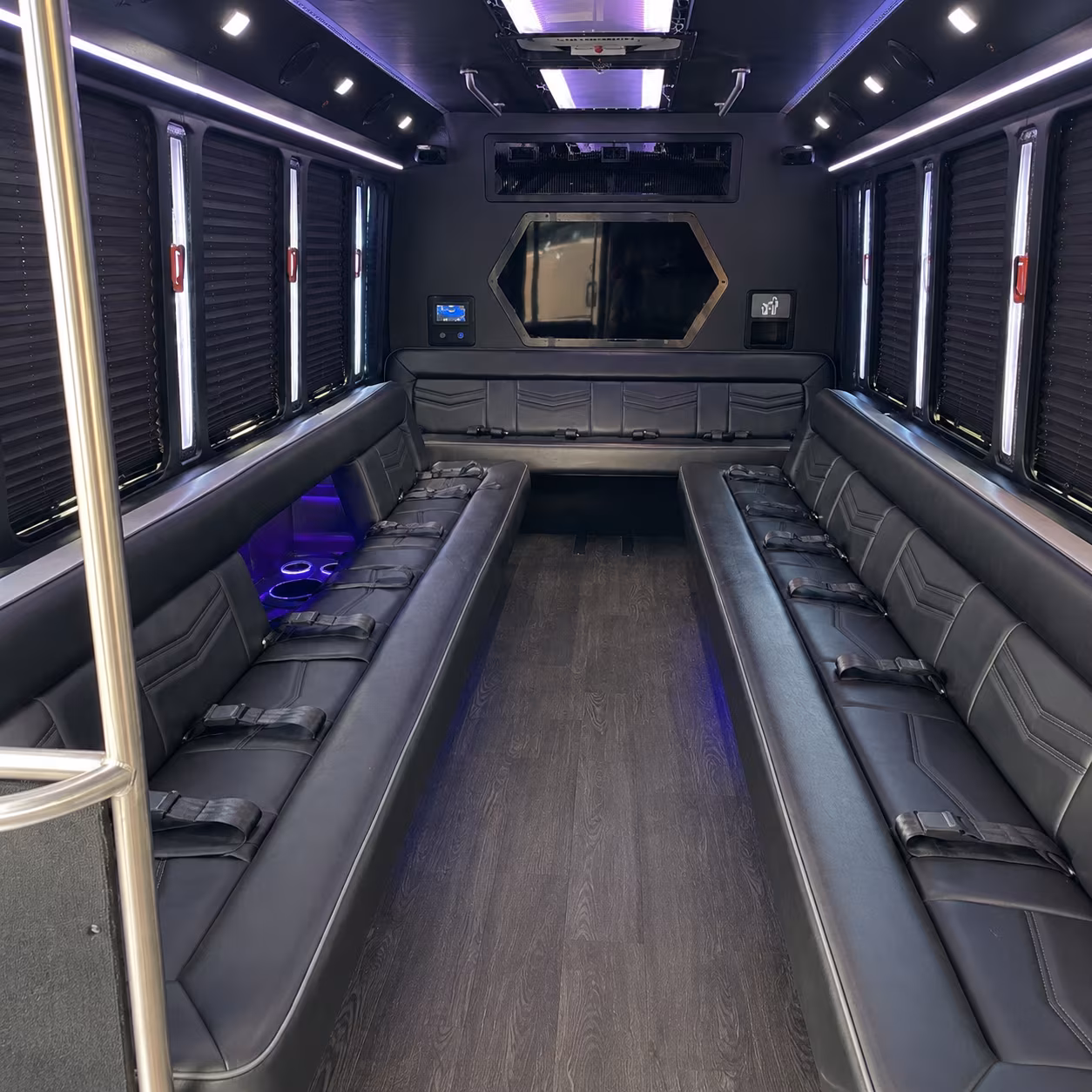 Carrollton Winery Tour & Pub Crawl Transportation party bus exterior